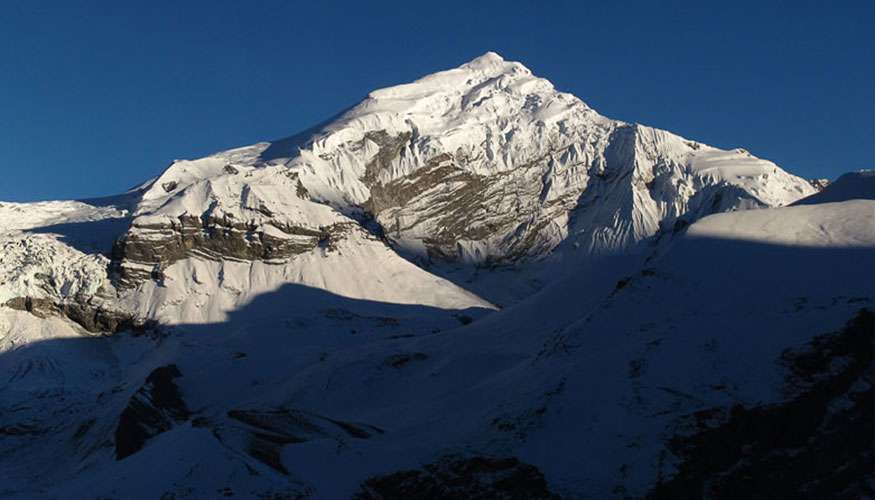 Chulu West Peak Climbing